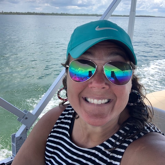 Meet your Posher, Ashley - Picture 1 of 1